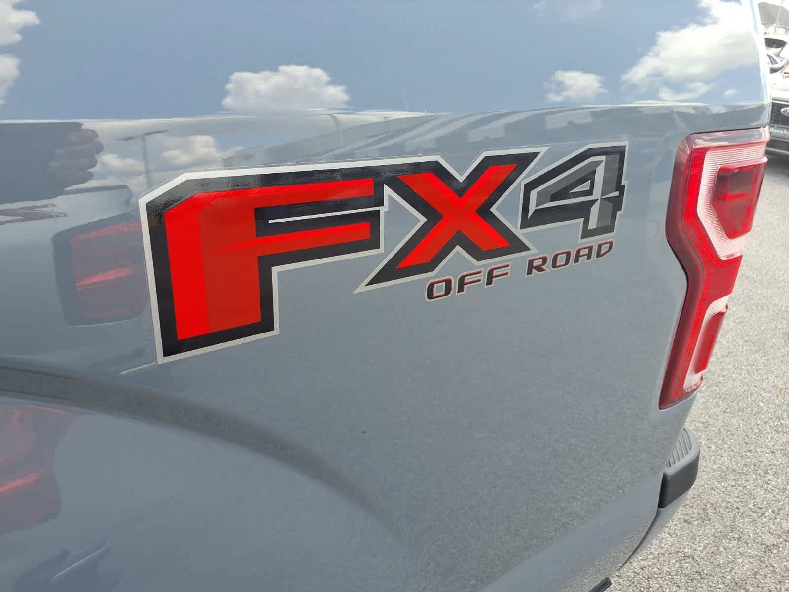 Certified 2019 Ford F150 XLT w/ Equipment Group 302A Luxury AWD/4WD image 24