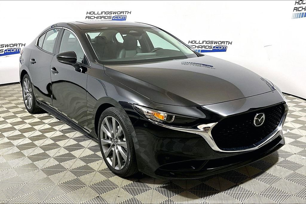 Used 2025 MAZDA MAZDA3 s FWD image 3