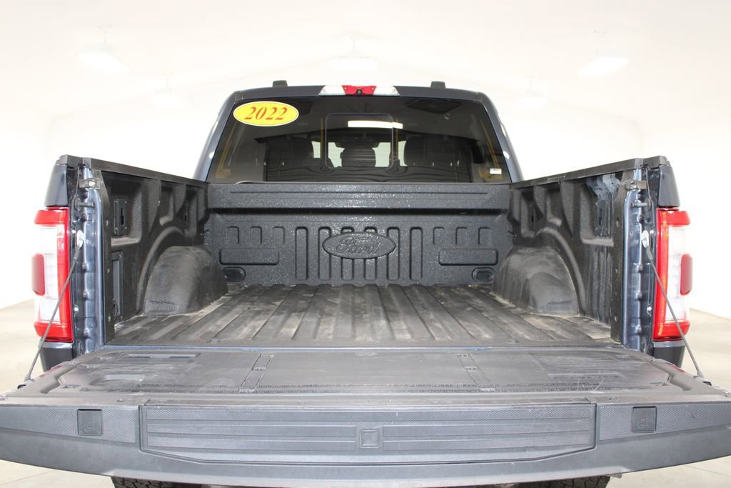Certified 2022 Ford F150 Platinum w/ Equipment Group 701A High image 18