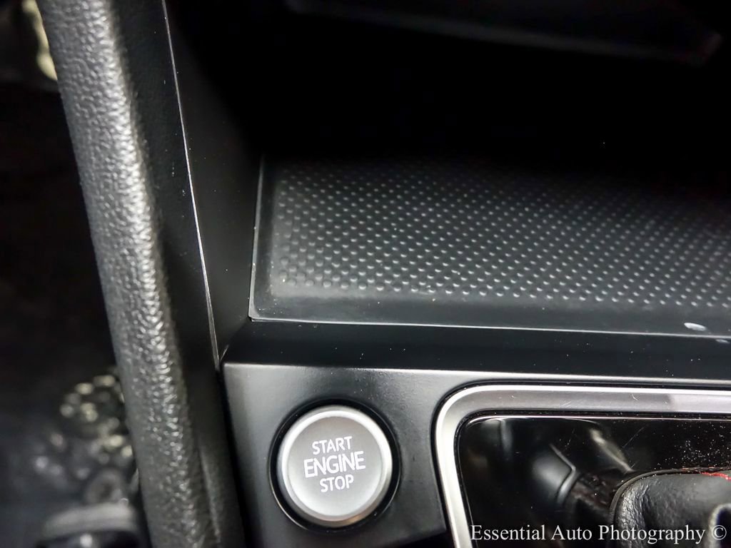 Used 2019 Volkswagen Jetta GLI FWD image 15