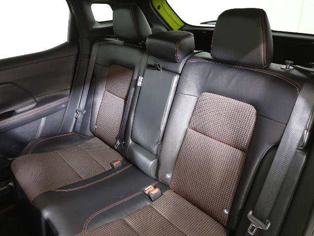 Used 2025 Nissan Kicks SR image 11