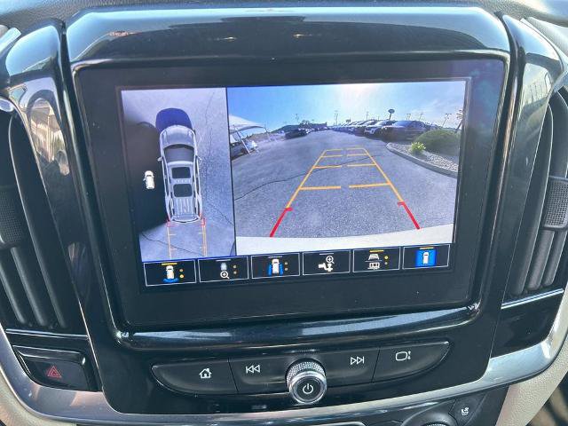 Used 2023 Chevrolet Traverse Premier AWD/4WD image 35