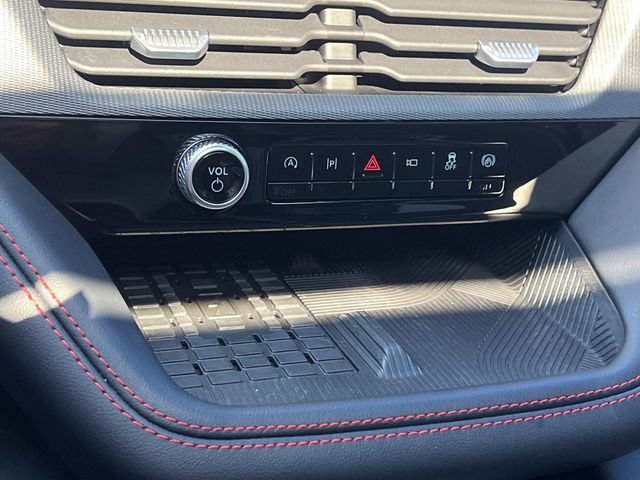 Certified 2025 Ford Explorer ST AWD/4WD image 27