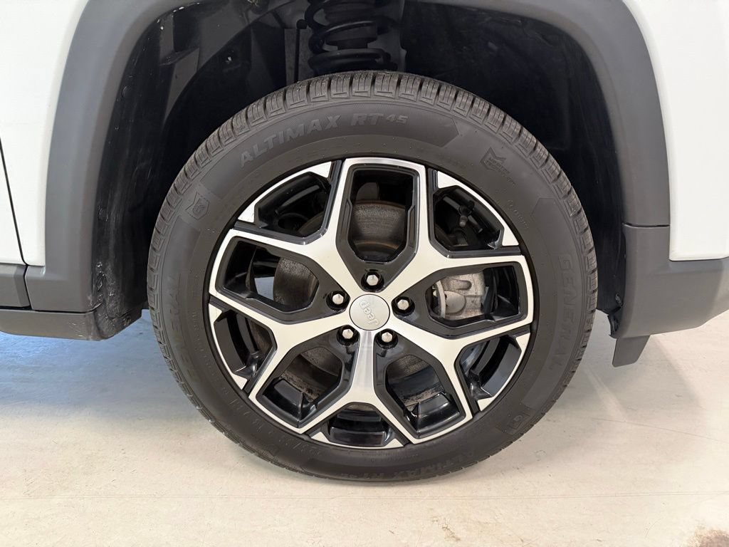 Used 2024 Jeep Compass Limited AWD/4WD image 33