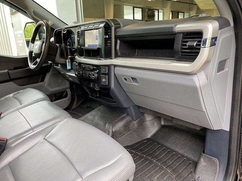 Certified 2023 Ford F350 XL w/ Snow Plow Prep Package AWD/4WD image 29