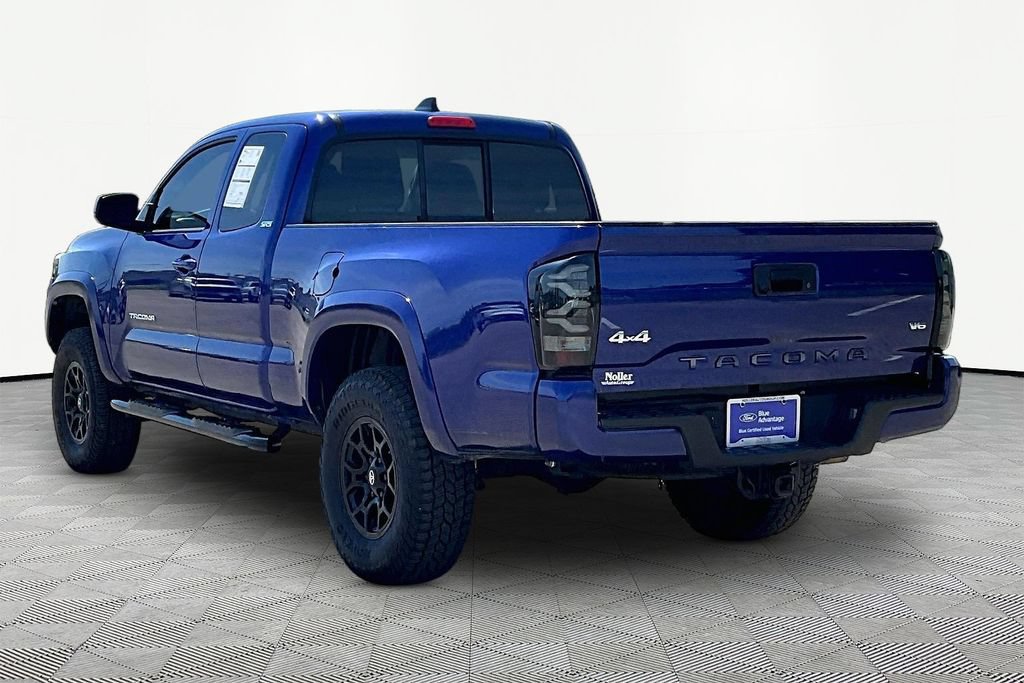 Used 2022 Toyota Tacoma SR5 AWD/4WD image 13