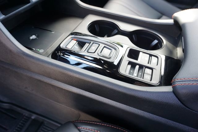 Used 2025 Honda Pilot TrailSport image 24