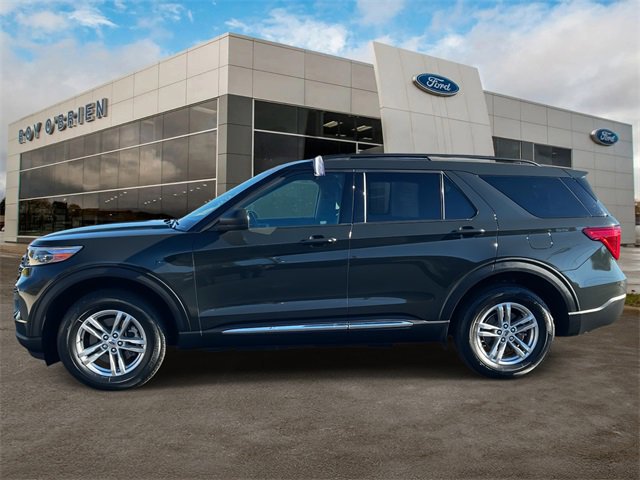 Certified 2023 Ford Explorer XLT image 2
