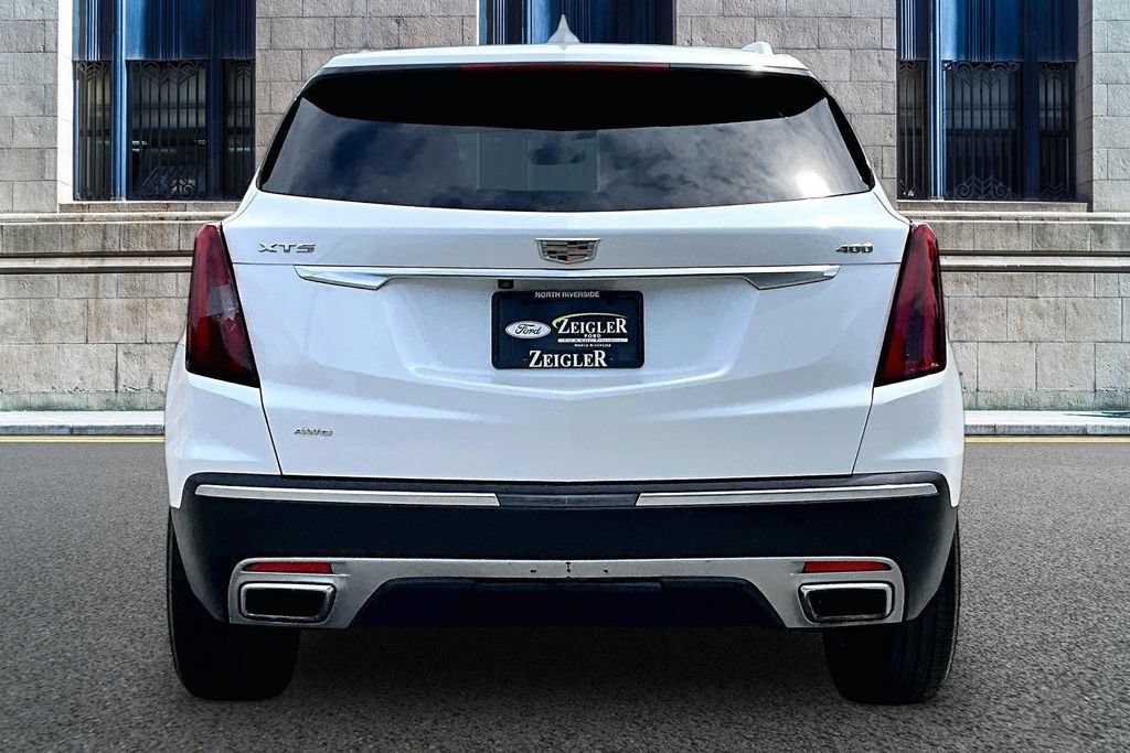 Used 2023 Cadillac XT5 Premium Luxury w/ LPO, Floor Liner Package AWD/4WD image 4