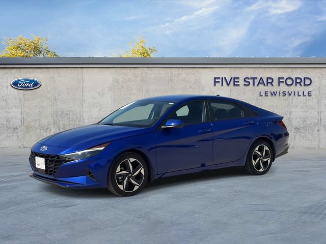 Used 2023 Hyundai Elantra SEL w/ Convenience Package FWD image 4