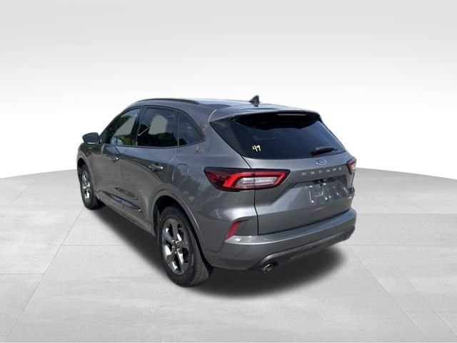 Certified 2024 Ford Escape ST-Line AWD/4WD image 10