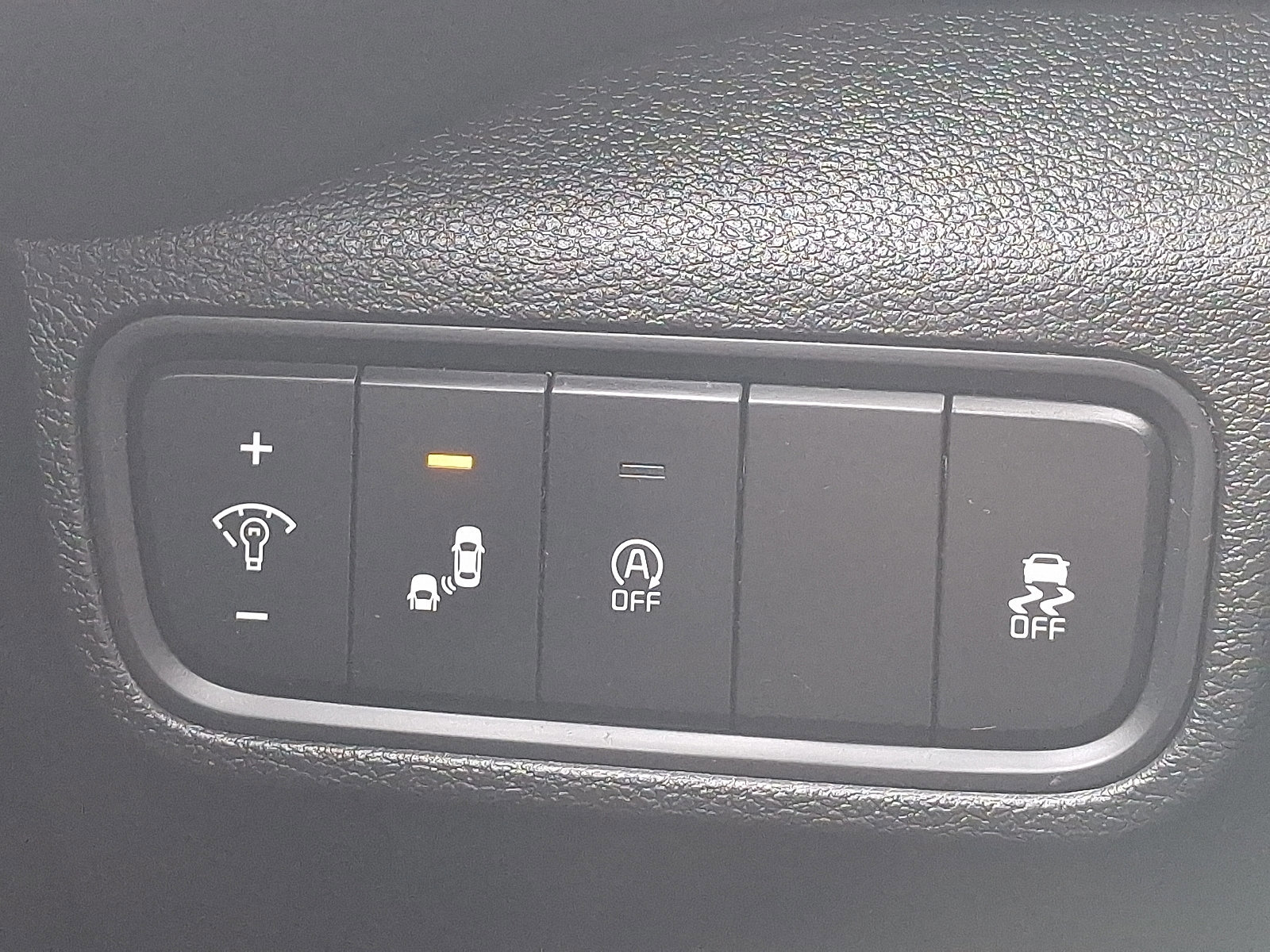 Used 2020 Kia Soul X-Line image 24