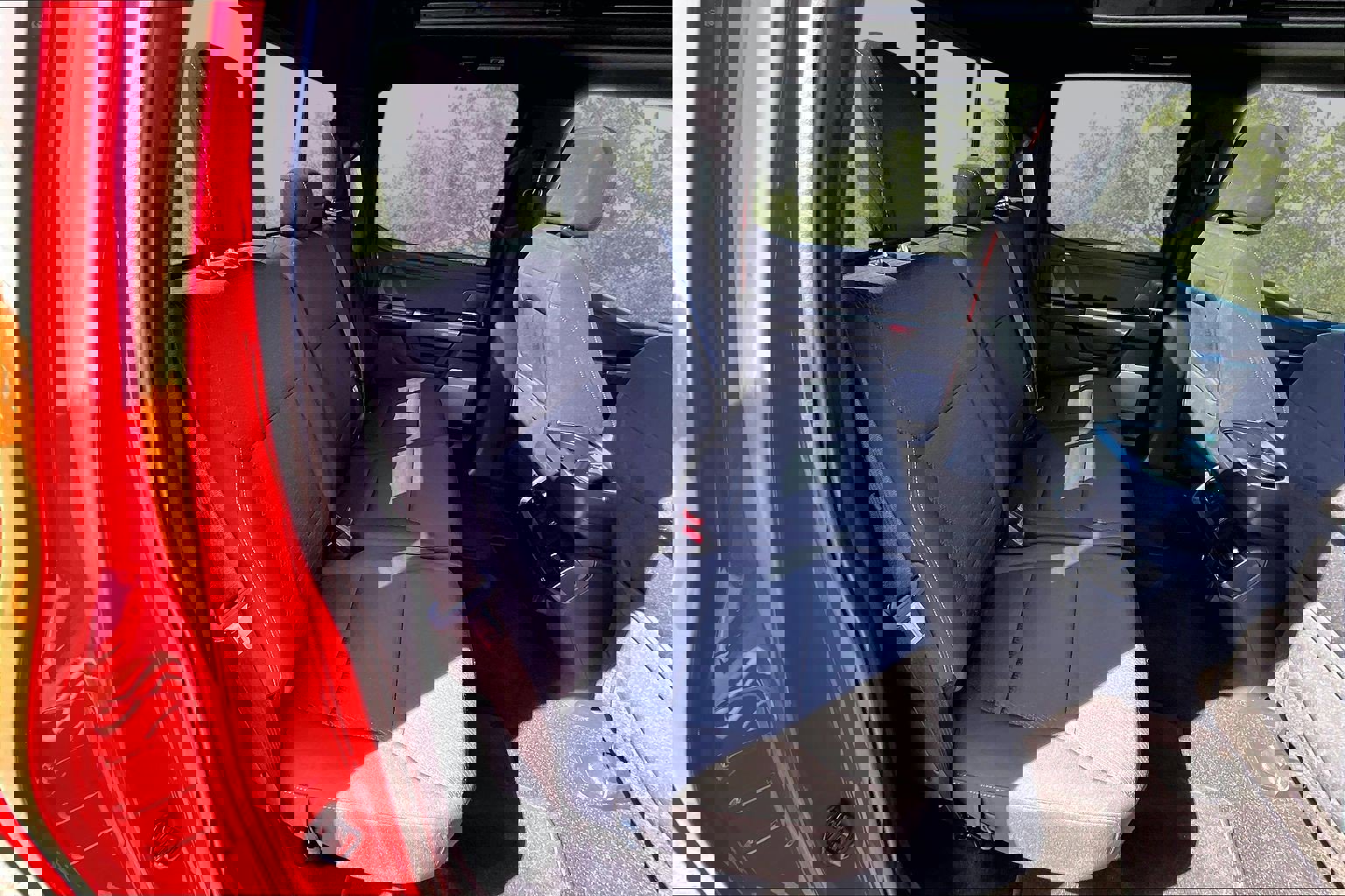 Certified 2022 Ford F150 XLT w/ Equipment Group 302A High image 28