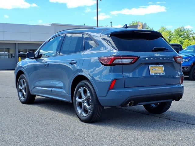 Certified 2024 Ford Escape ST-Line w/ Tech Pack #1 AWD/4WD image 4