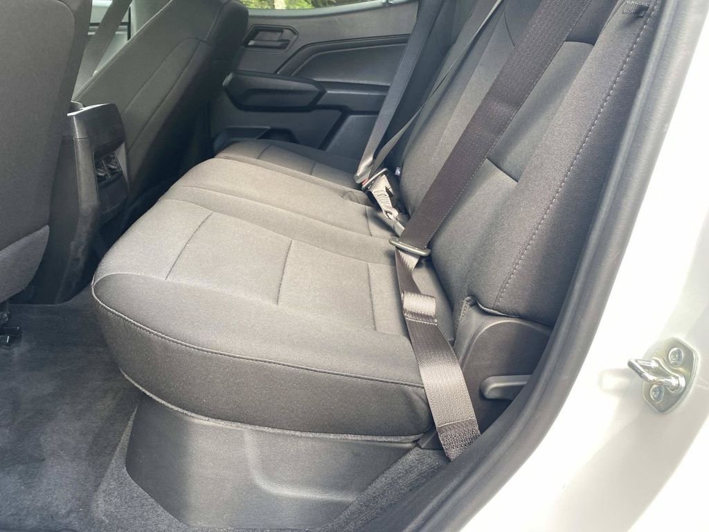 Used 2025 Chevrolet Colorado W/T w/ WT Custom Package RWD image 13
