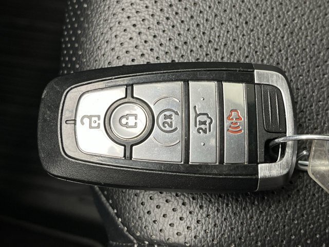 Certified 2022 Ford Escape Titanium AWD/4WD image 27