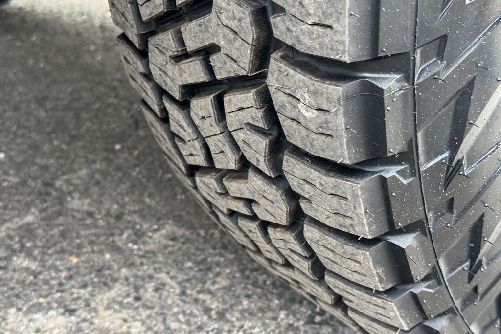 Certified 2019 Ford F250 XLT w/ XLT Value Package AWD/4WD image 14