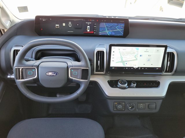 Certified 2025 Ford Expedition XL image 9