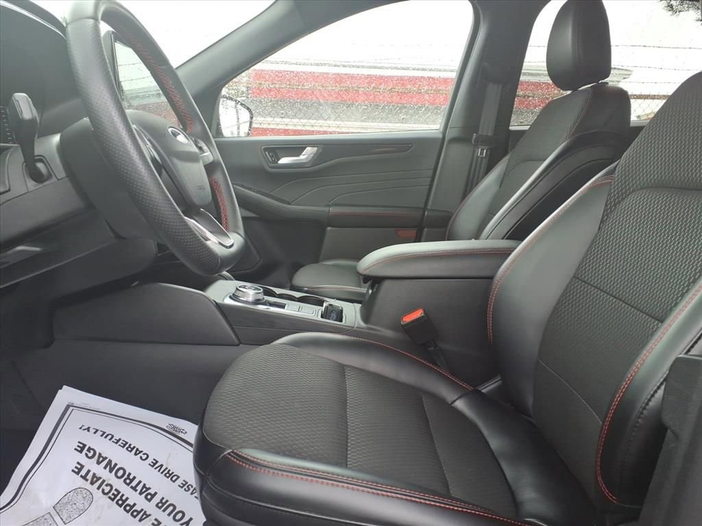 Certified 2024 Ford Escape ST-Line w/ Tech Pack #1 image 14