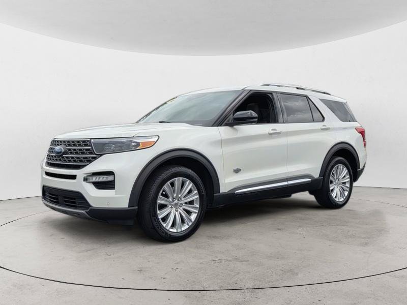 Certified 2023 Ford Explorer King Ranch w/ Technology Package AWD/4WD image 4