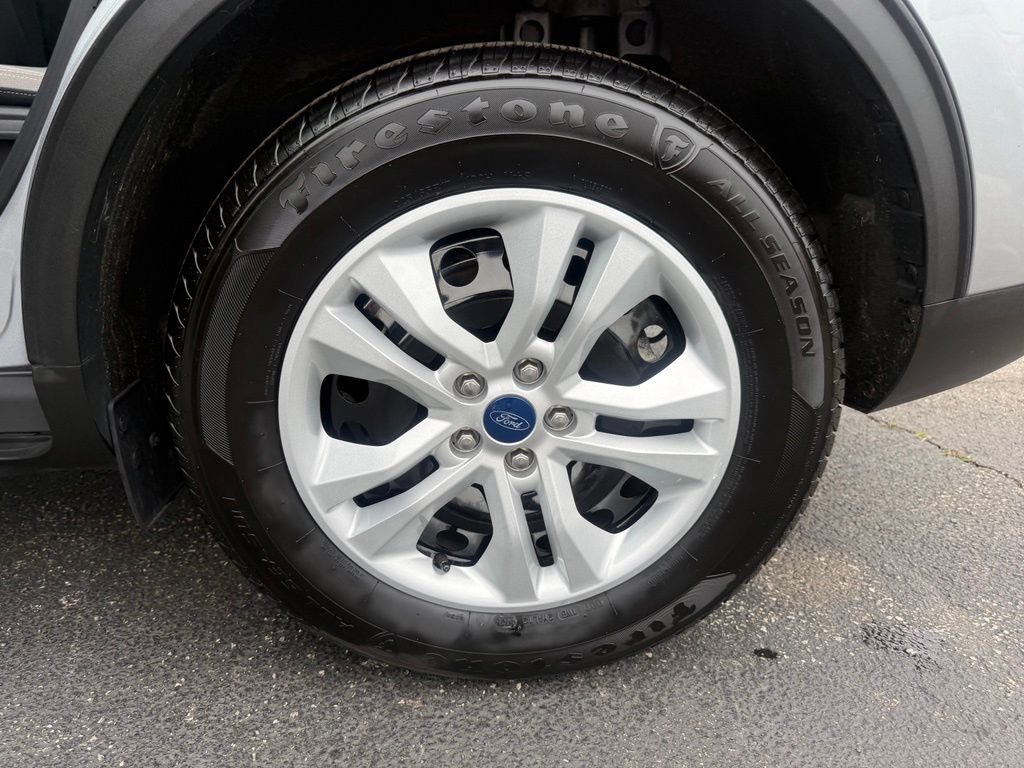 Certified 2022 Ford Escape S FWD image 30