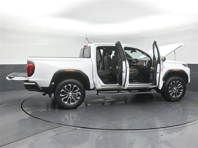 Used 2023 GMC Canyon Denali image 61