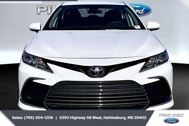 Used 2024 Toyota Camry LE image 6