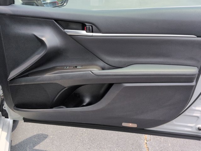 Used 2024 Toyota Camry XSE FWD image 32