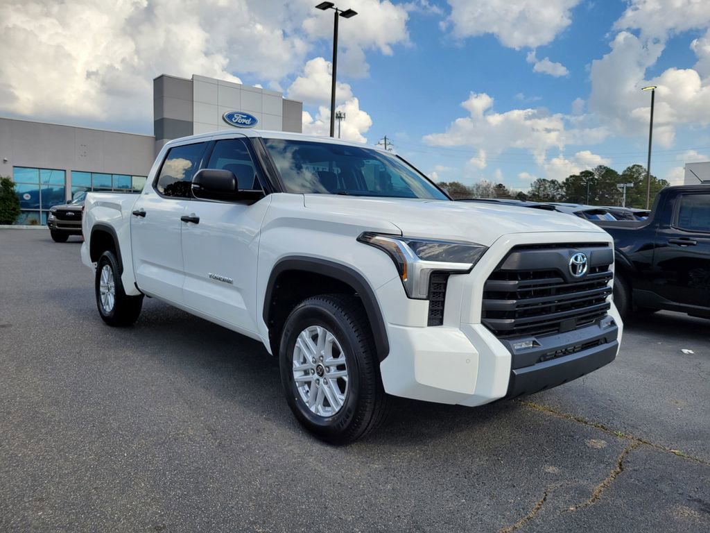 Used 2023 Toyota Tundra SR5 w/ SR5 Convenience Package image 7