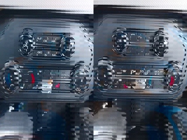 Certified 2022 Ford Bronco Wildtrak image 21