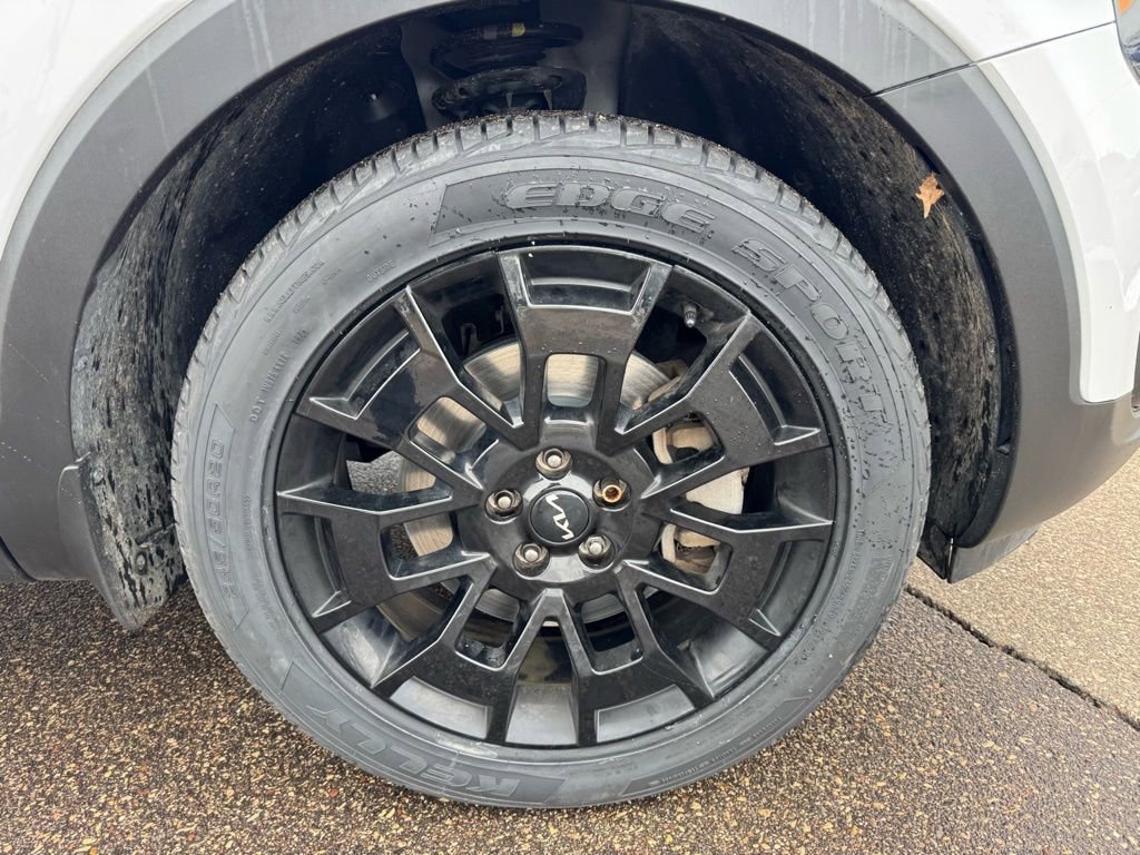 Used 2022 Kia Telluride SX image 2