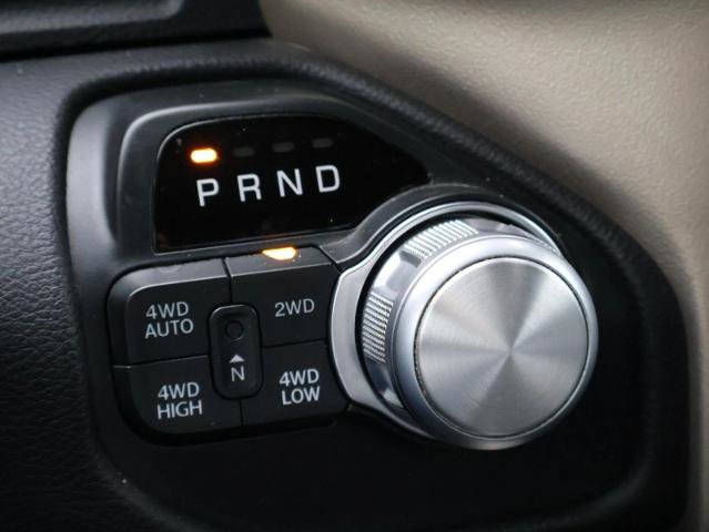Used 2019 RAM 1500 Laramie AWD/4WD image 18