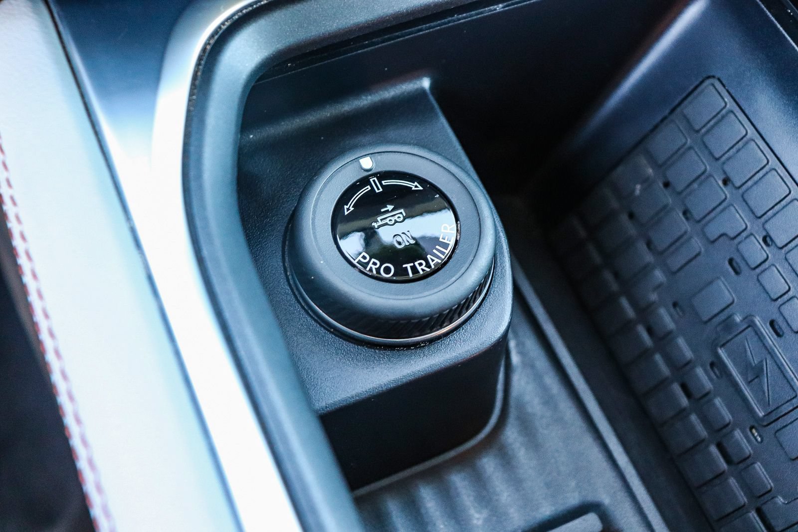 Certified 2025 Ford Expedition Active RWD image 24