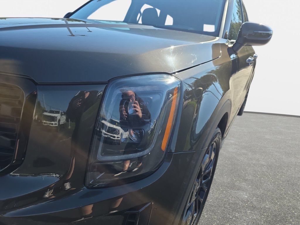 Used 2022 Kia Telluride EX w/ EX Premium Package AWD/4WD image 27
