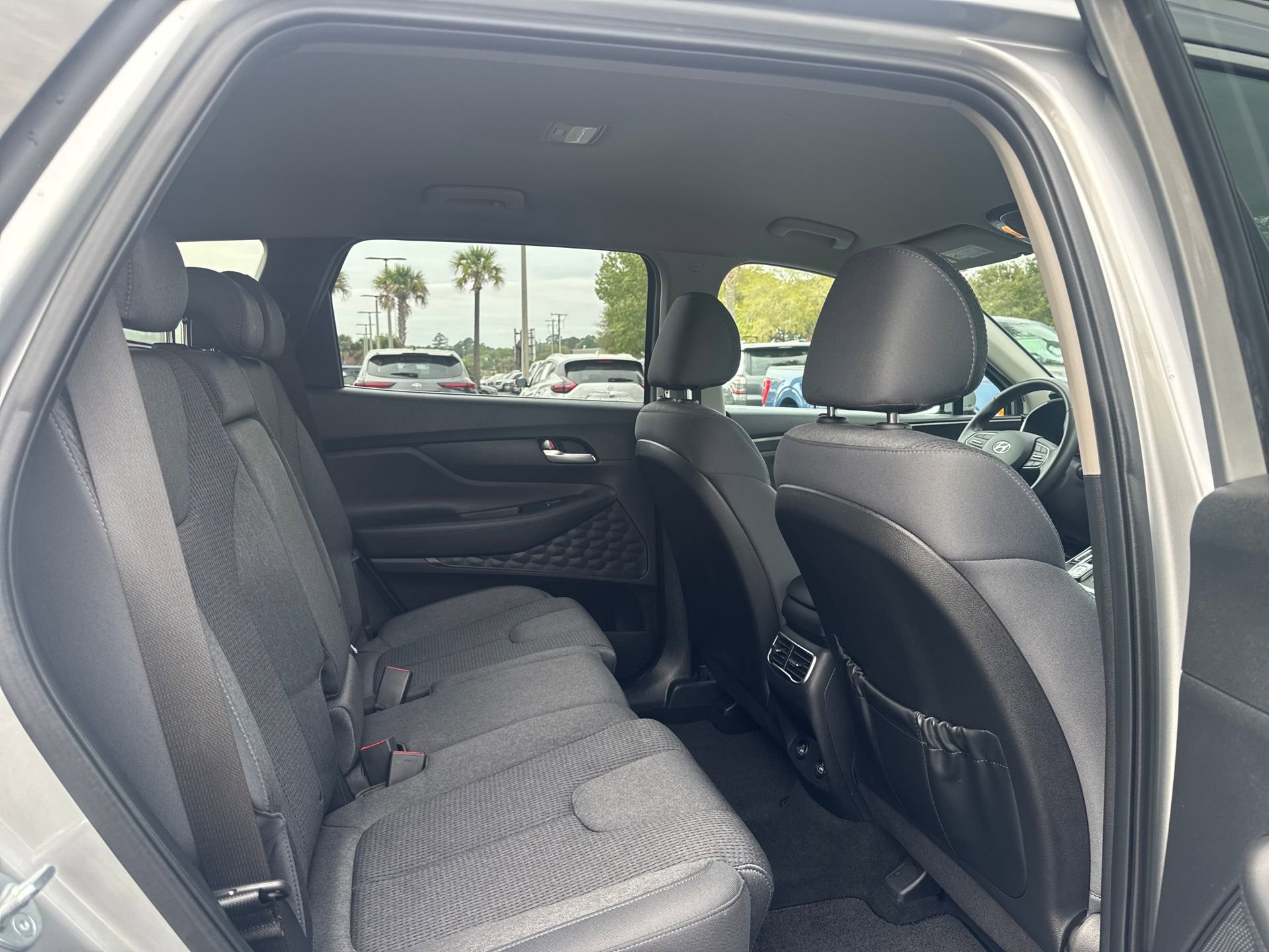 Used 2023 Hyundai Santa Fe SEL AWD/4WD image 40