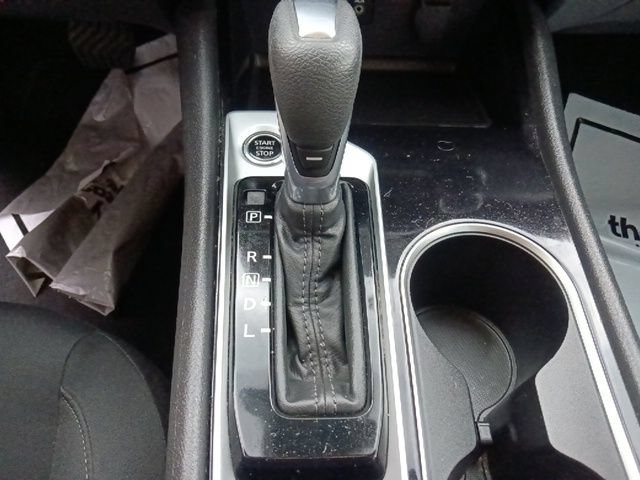 Used 2024 Nissan Altima 2.5 SV FWD image 24