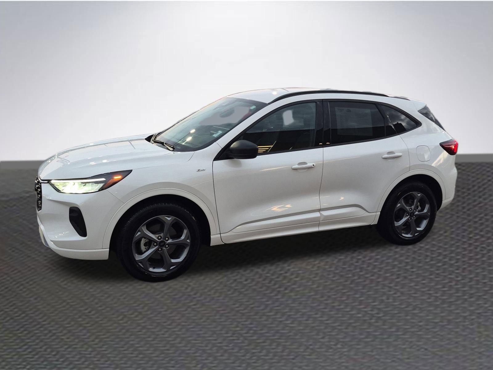 Certified 2024 Ford Escape ST-Line w/ Equipment Group 301A image 2