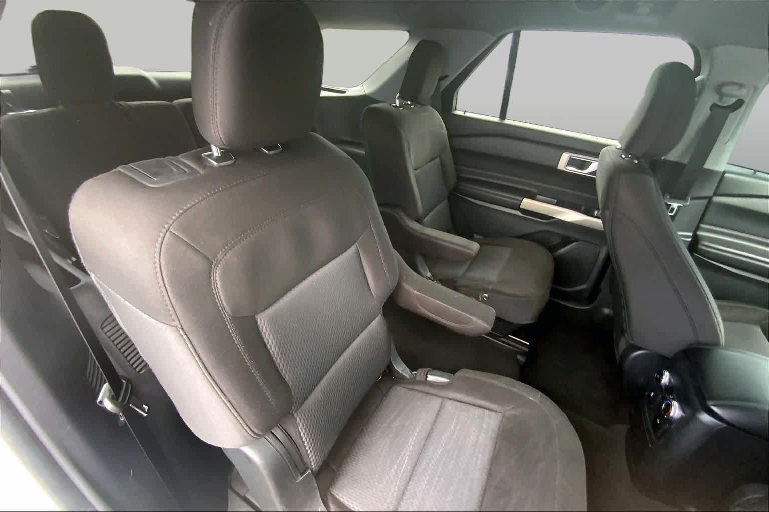 Certified 2022 Ford Explorer XLT RWD image 20