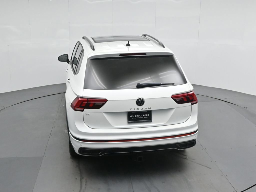 Used 2022 Volkswagen Tiguan SE R-Line image 15