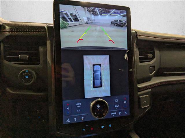 Certified 2024 Ford Expedition Limited image 15