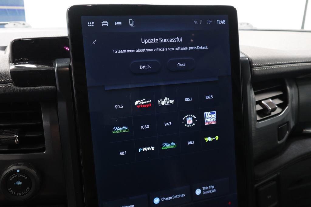 Certified 2025 Ford F150 Lightning Flash AWD/4WD image 10