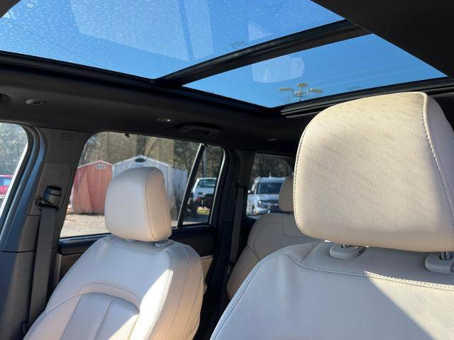 Used 2023 Jeep Grand Cherokee 4WD 4xe w/ Luxury Tech Group II image 8