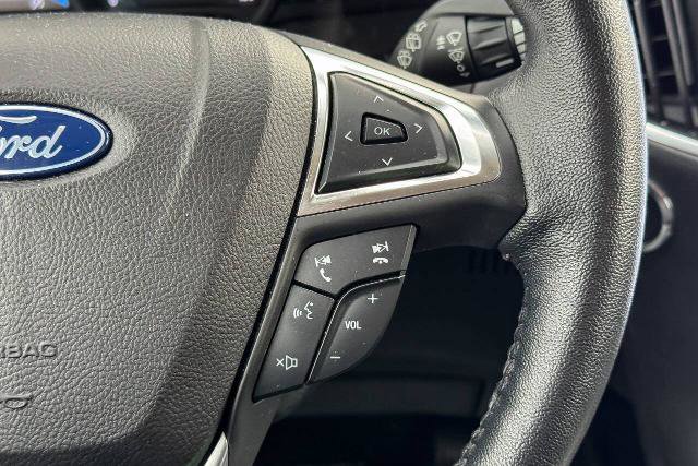 Certified 2022 Ford Edge Titanium image 30