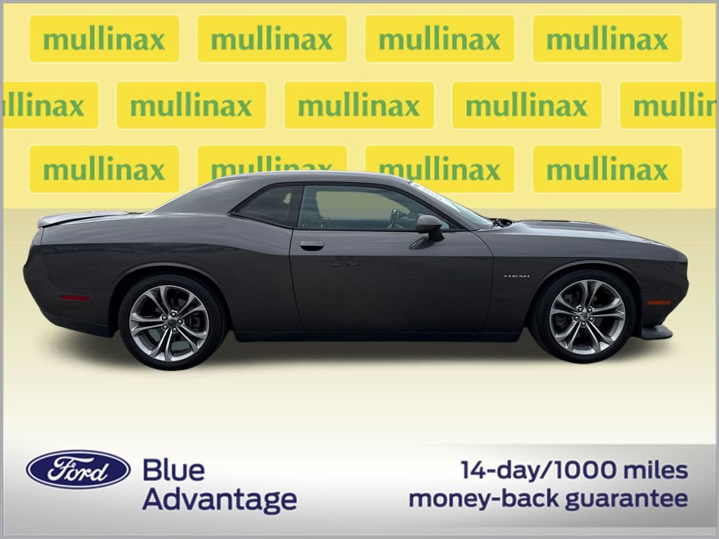 Used 2020 Dodge Challenger R/T video 2