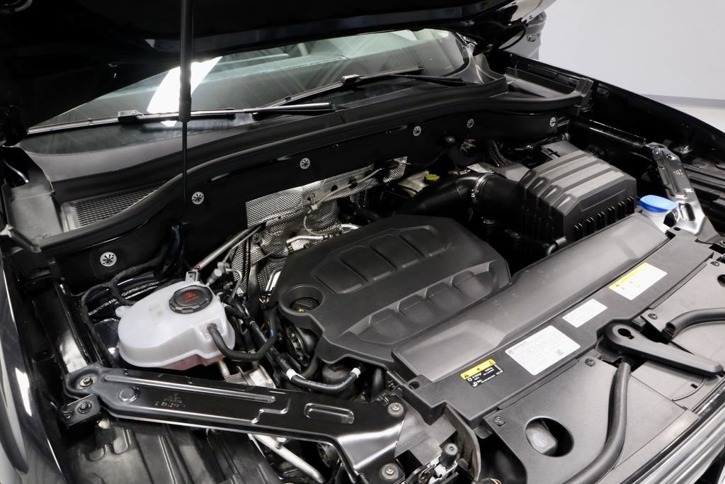 Used 2025 Volkswagen Atlas SE FWD image 18