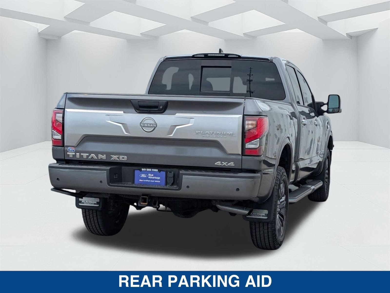 Used 2023 Nissan Titan Platinum Reserve w/ Moonroof Package image 4
