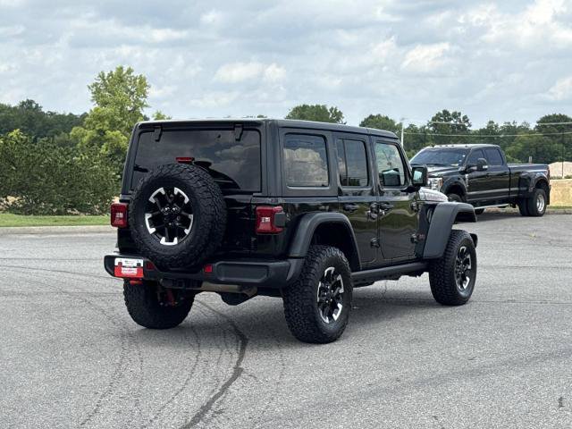 Used 2025 Jeep Wrangler Unlimited Rubicon AWD/4WD image 5