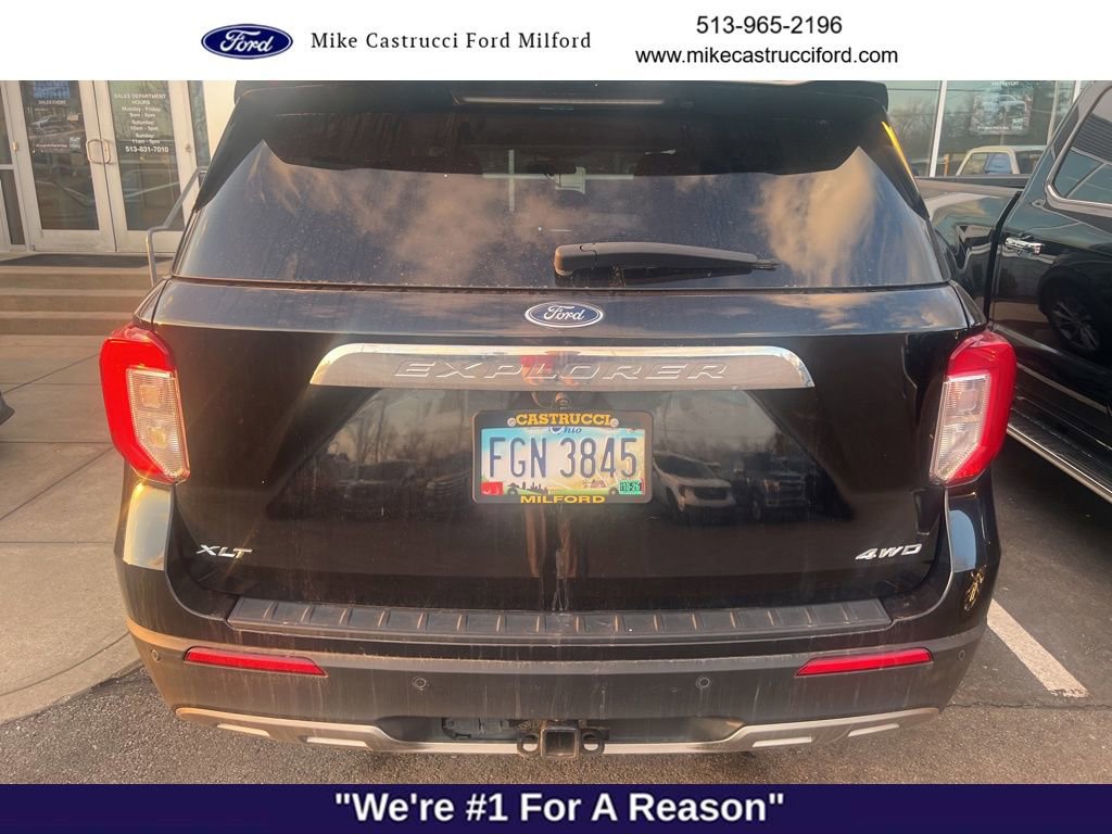 Certified 2021 Ford Explorer XLT w/ Equipment Group 202A image 6