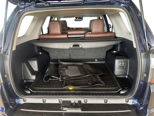 Used 2023 Toyota 4Runner Limited AWD/4WD image 19