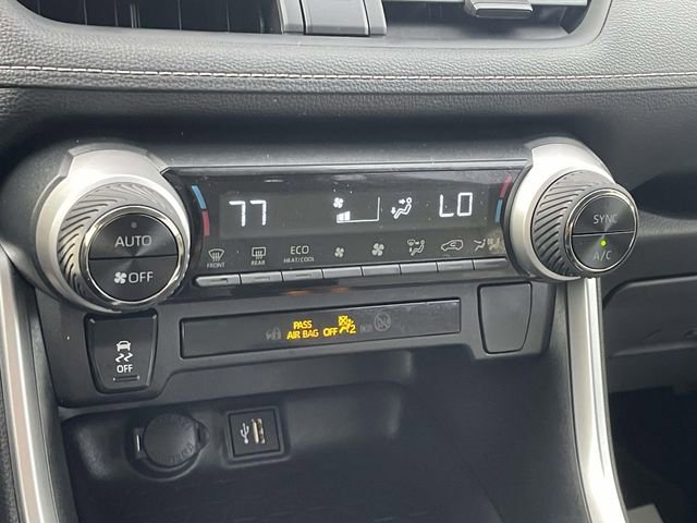 Used 2025 Toyota RAV4 XLE image 27